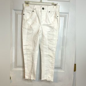 New York & Company Cropped Distressed Jeans Size 2